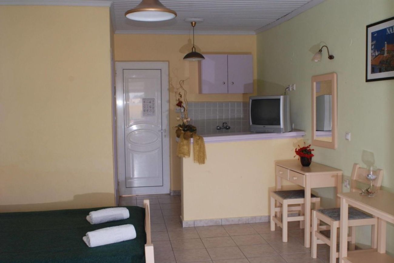 Letsos Hotel 3*
