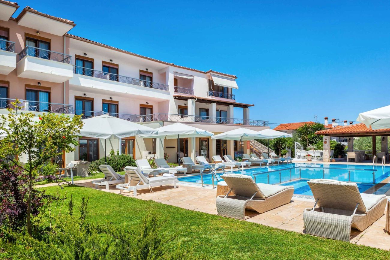 Hesperides Hotel 1*