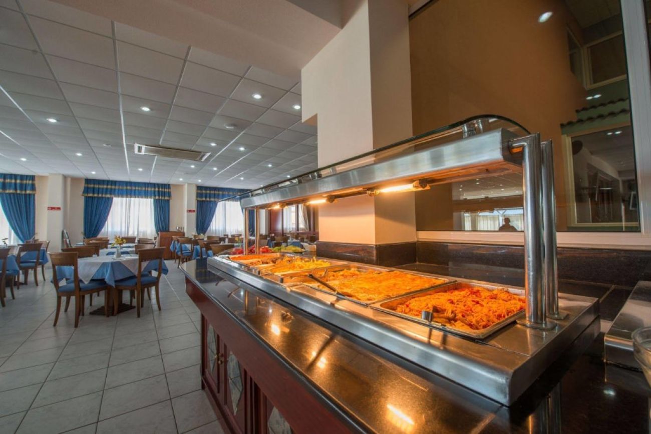 Astir Palace Hotel 4*