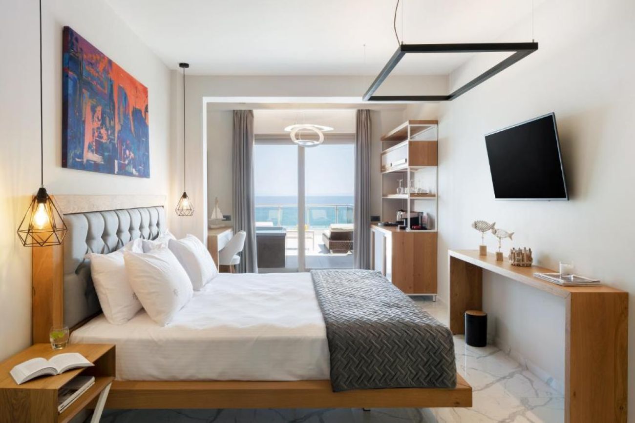 Sea Level Hotel 4*