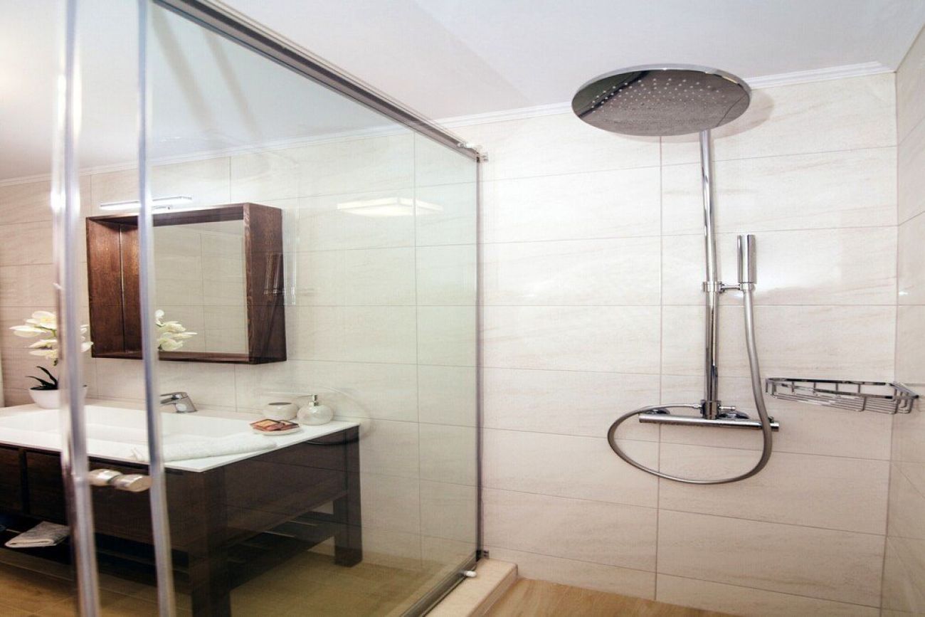 VILLA VAKIS 3*