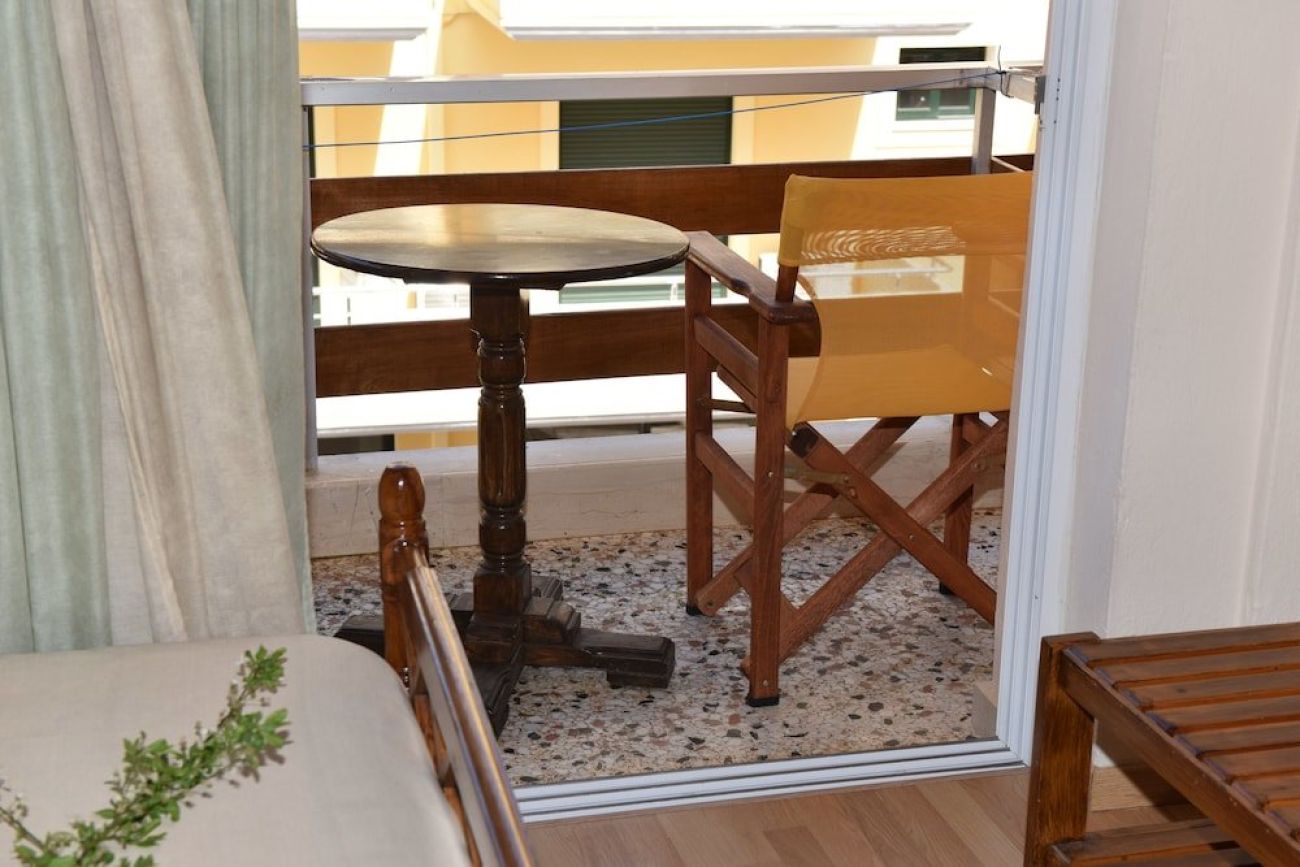 40 Platania Hotel 2*