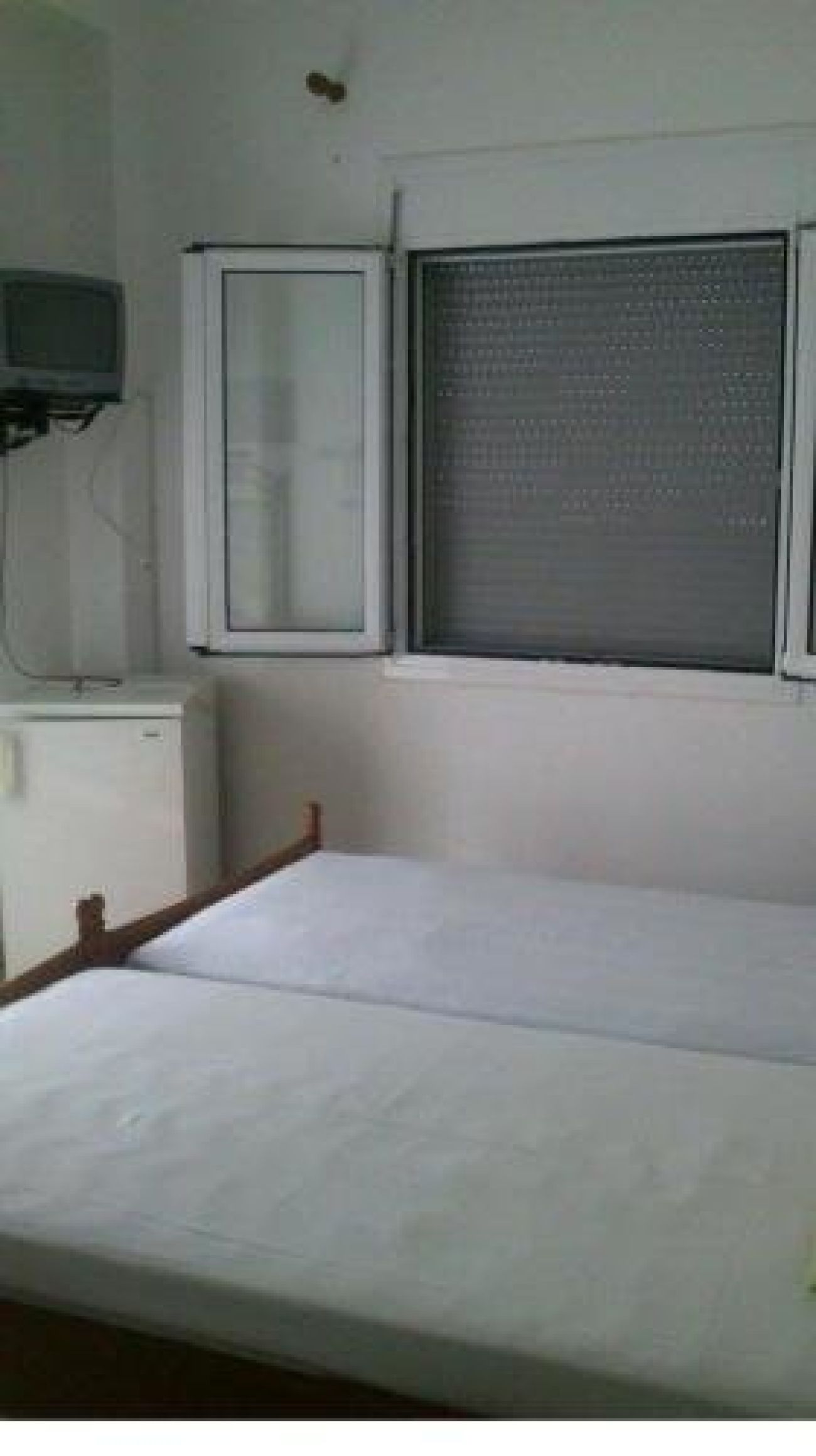 Retro Rooms