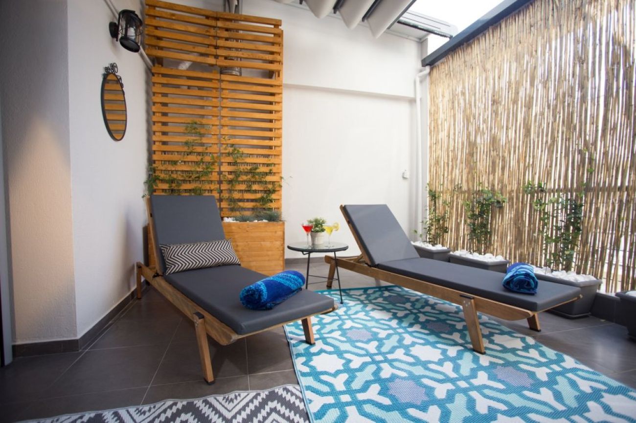 Polis Apartments