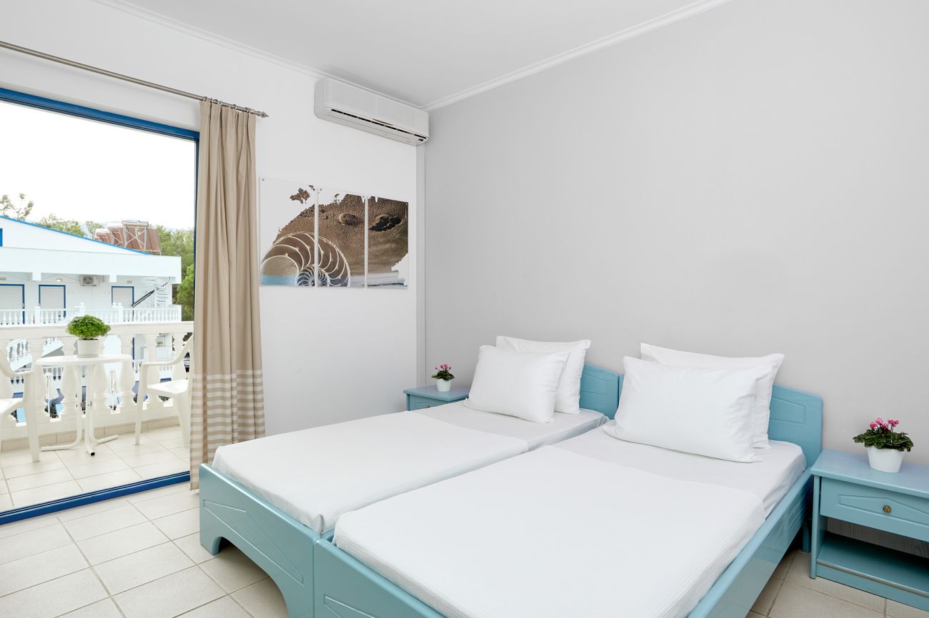 Kazaviti Hotel and Apartments