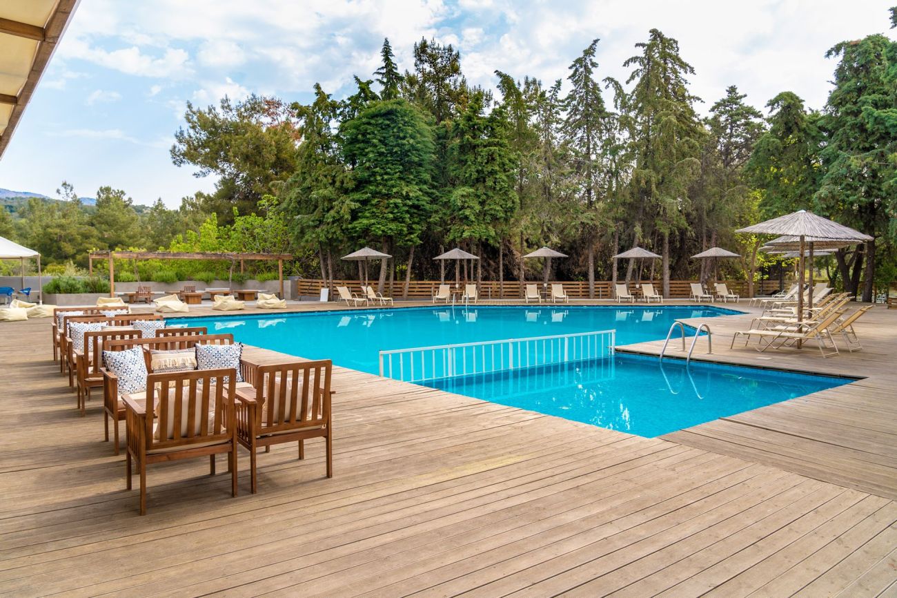 Zoe Hotel 4*