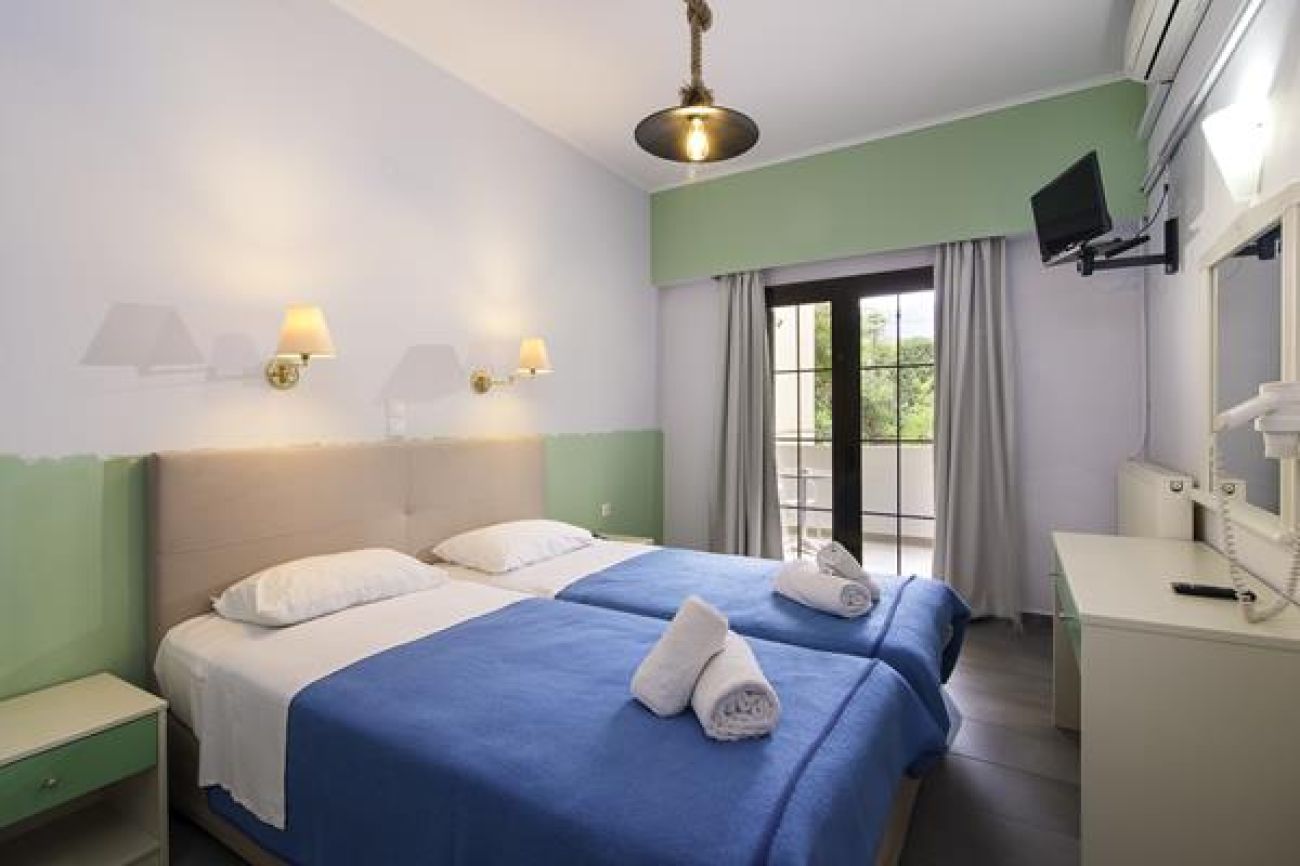 Pegasus Hotel 3*