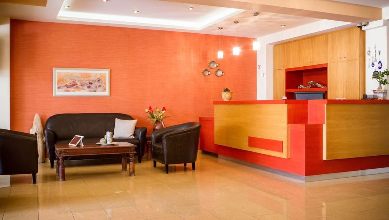 Loutra Village Beach Hotel 3*