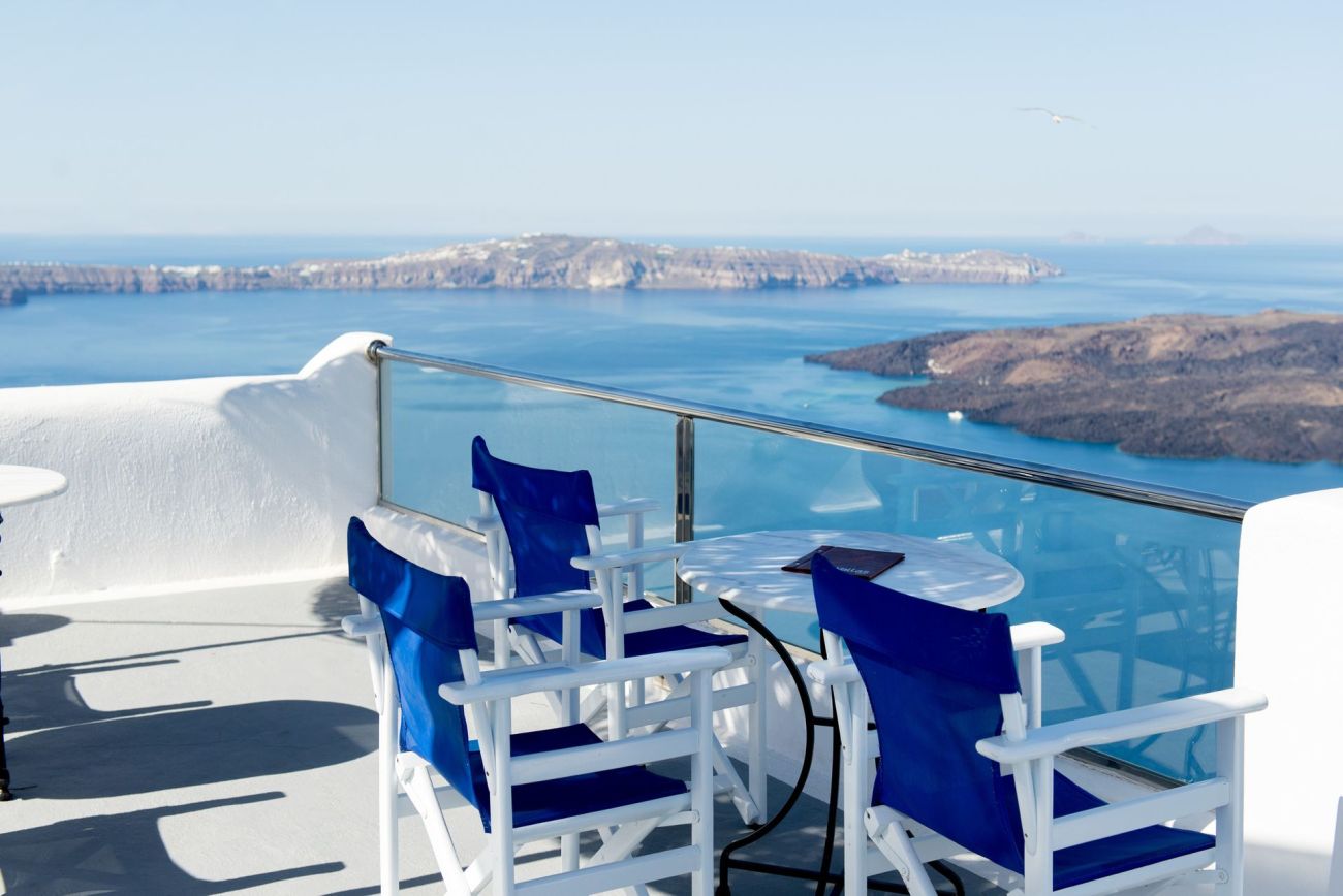 Vallas Apartments & Villas Santorini
