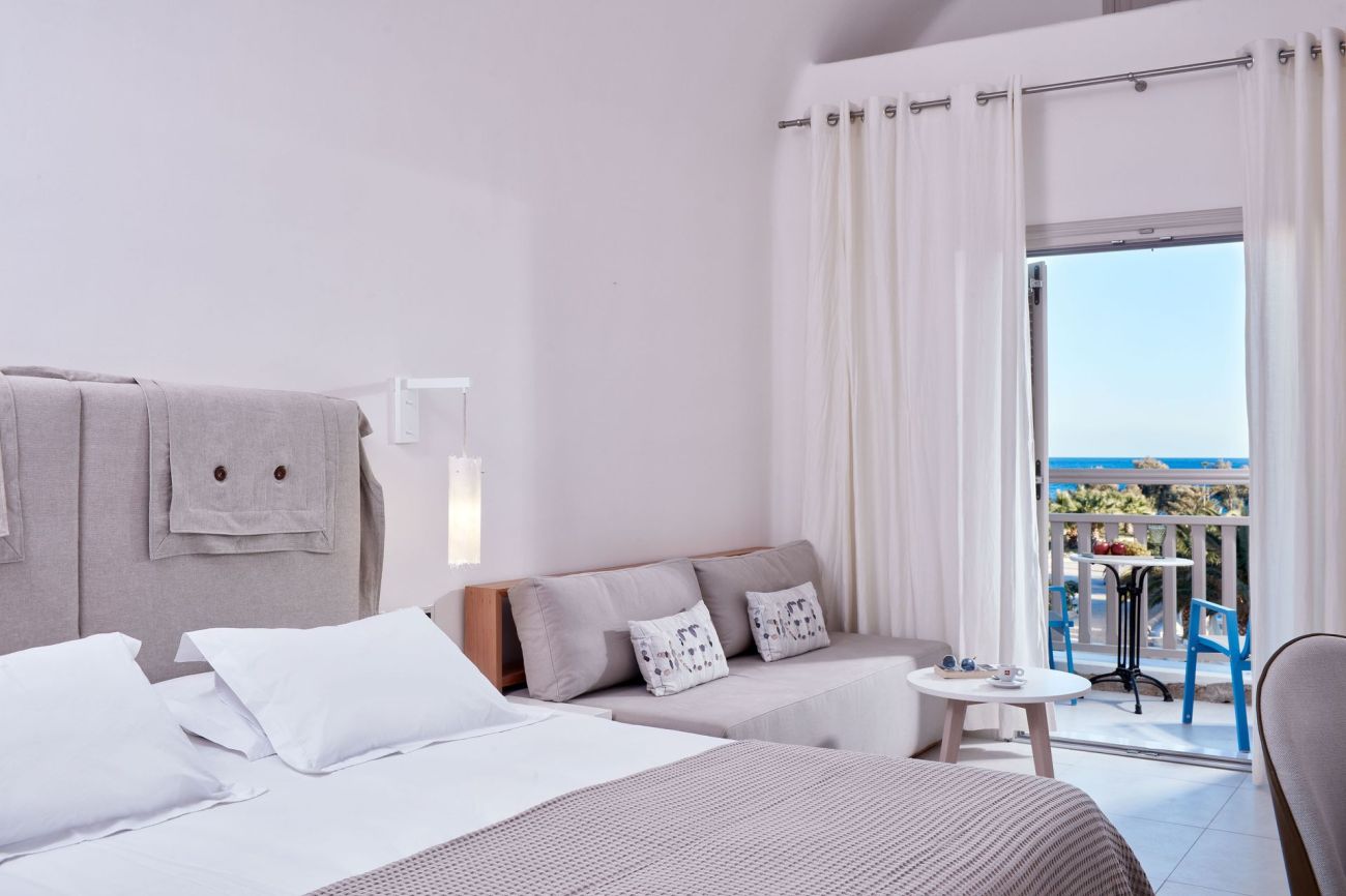 Santo Miramare Hotel Santorini 4*
