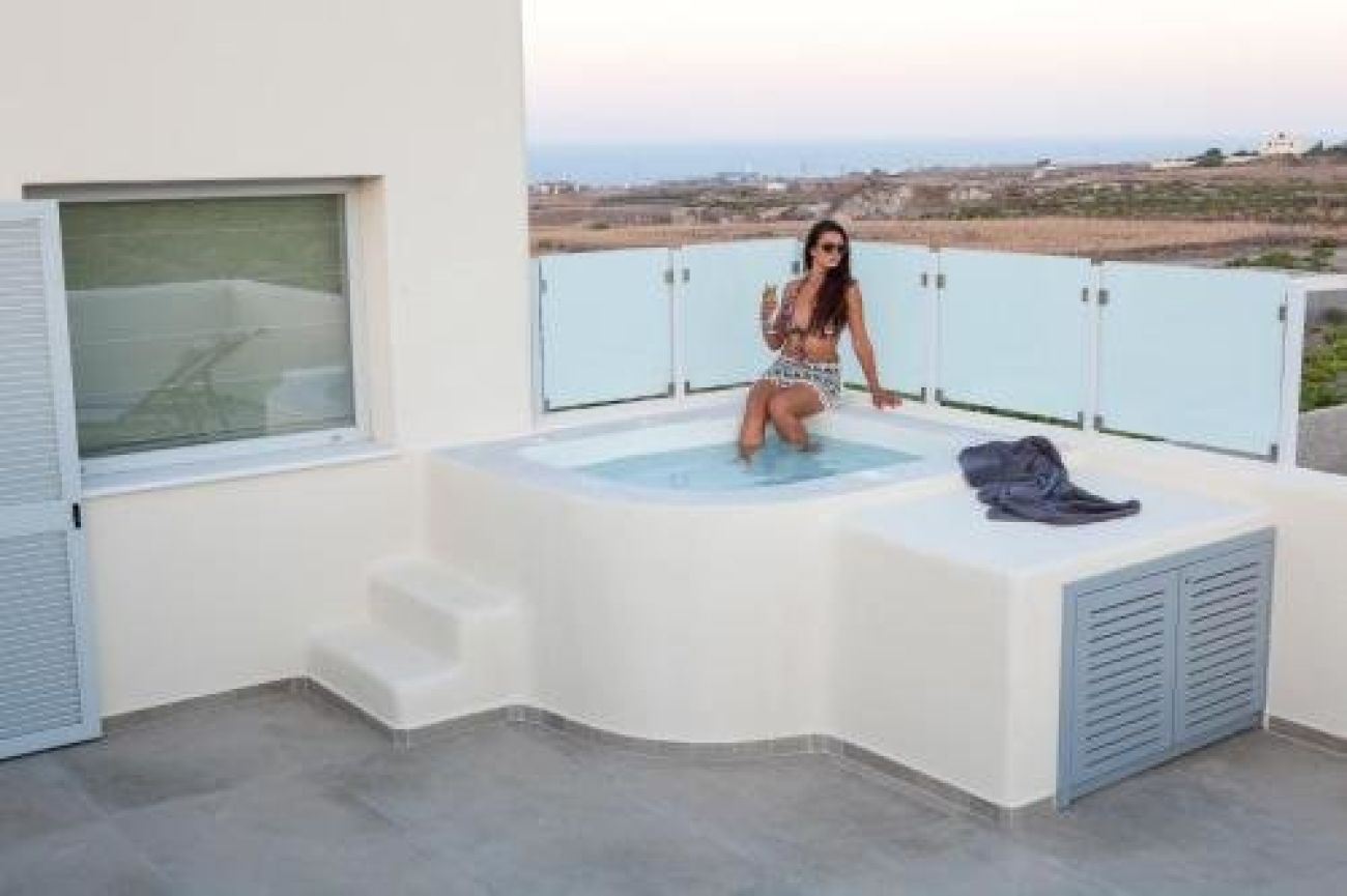 Aliter Suites