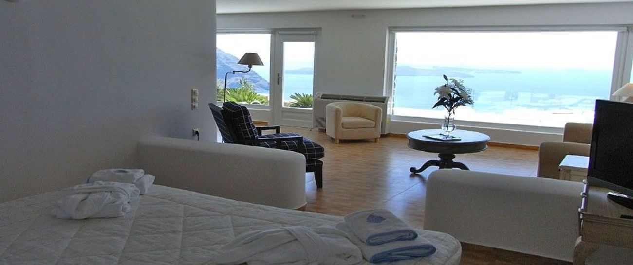 CSky Hotel Santorini 5*