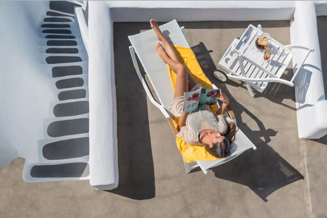 Iliovasilema Suites Santorini 4*