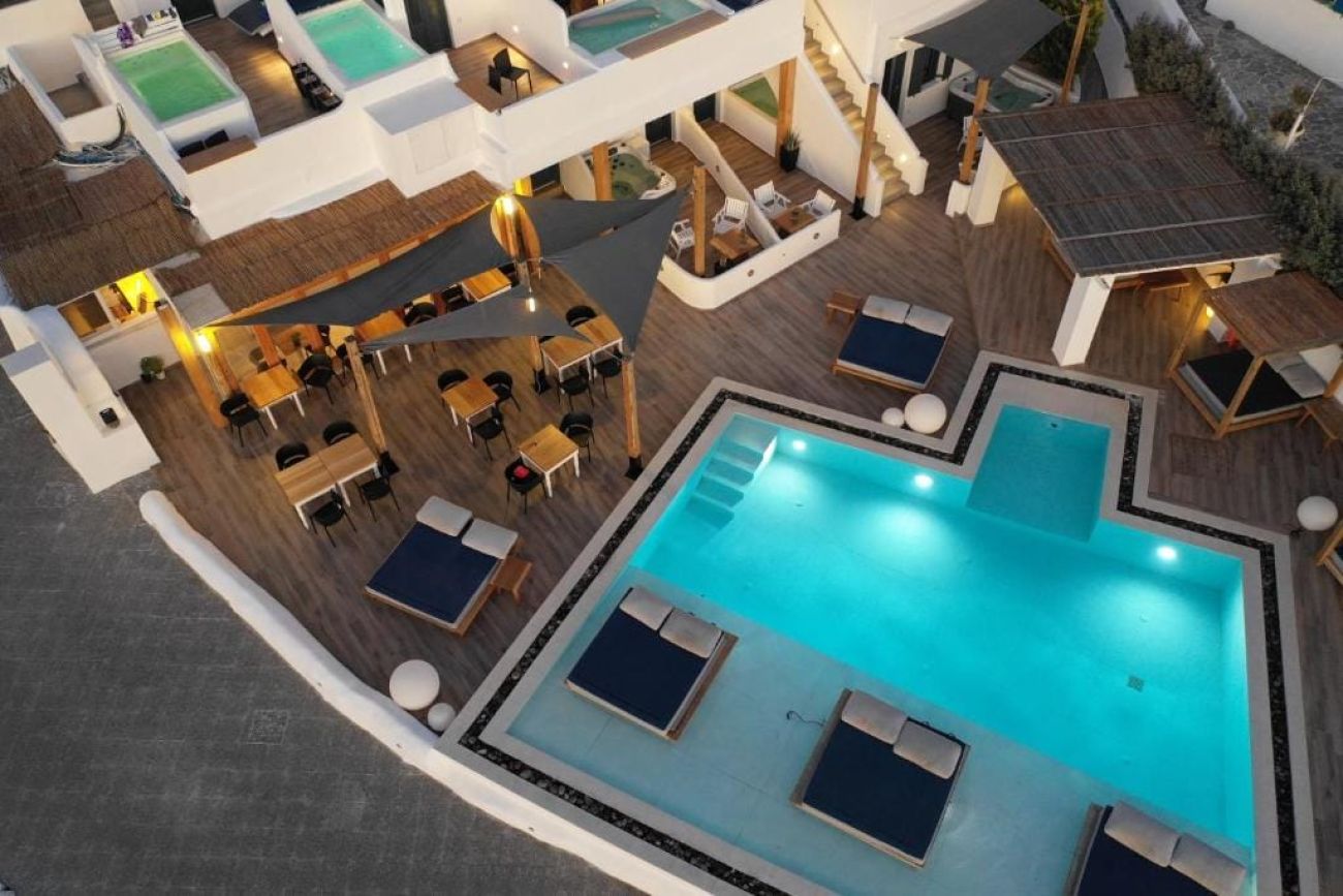 Santorini's Balcony Art Houses 5*