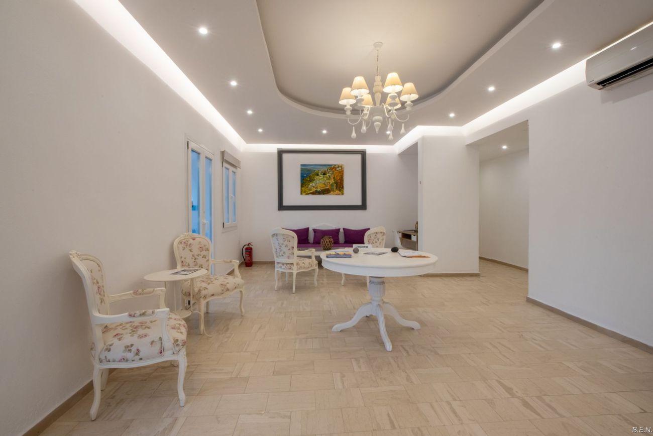 Anamar Santorini Hotel 4*