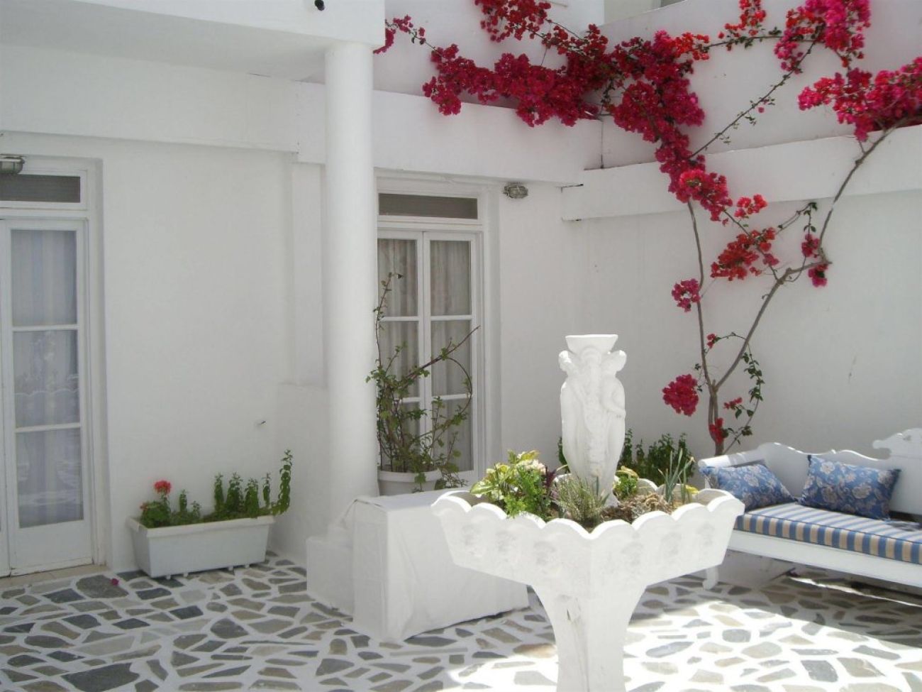 Poseidon Beach Hotel 2*