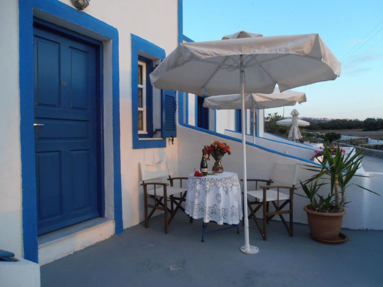 Paradisos Oia 1*