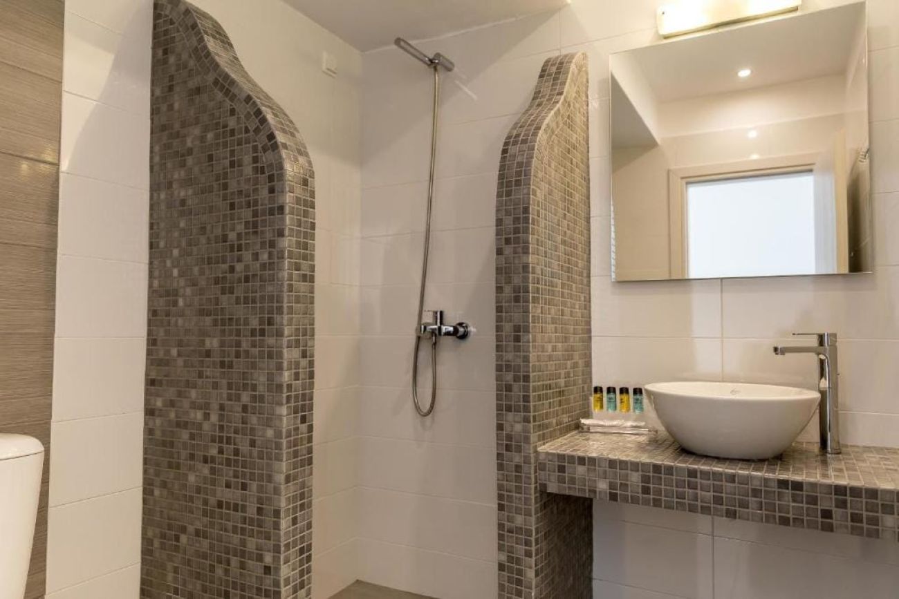 Aigli Villa 2*