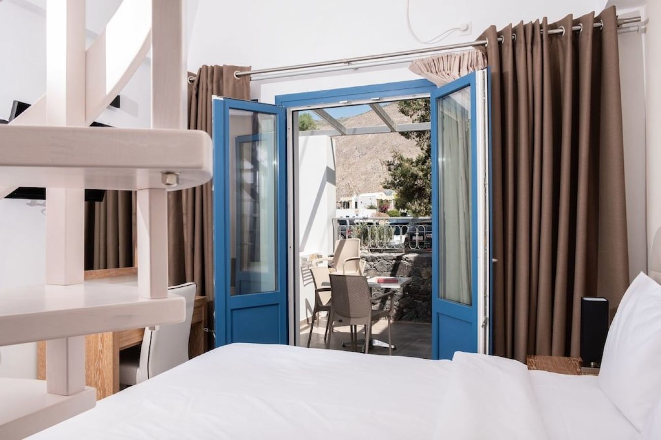 Tristhenia Hotel 3*