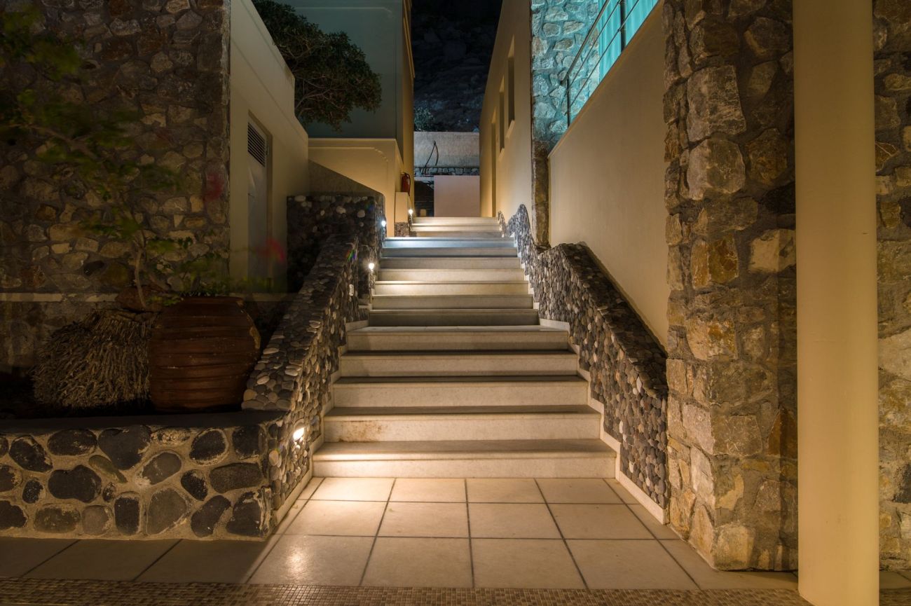 Antinea Suites & Spa Hotel 4*