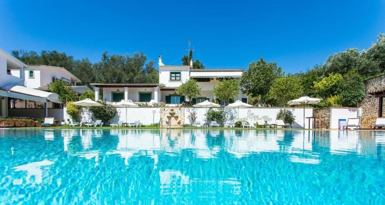 Paradise Inn Corfu 3*
