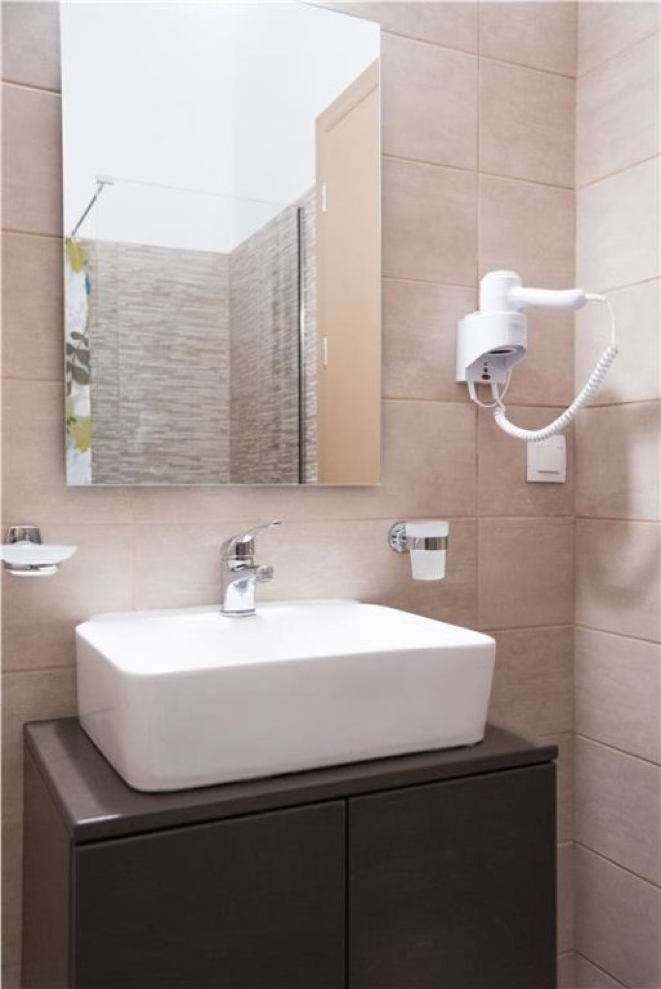 Lefkimi Hotel 2*