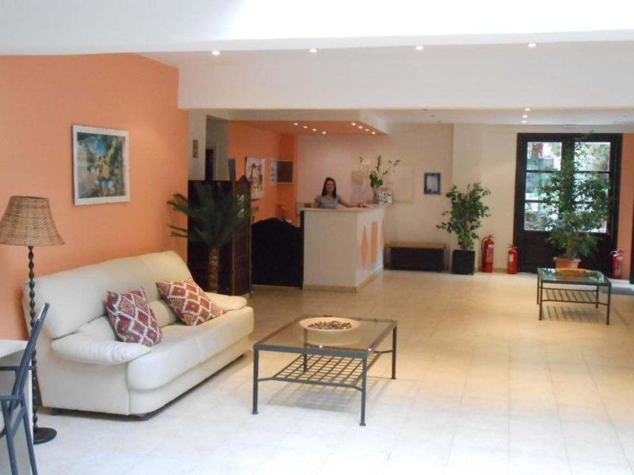 Annaliza Aparthotel 3*