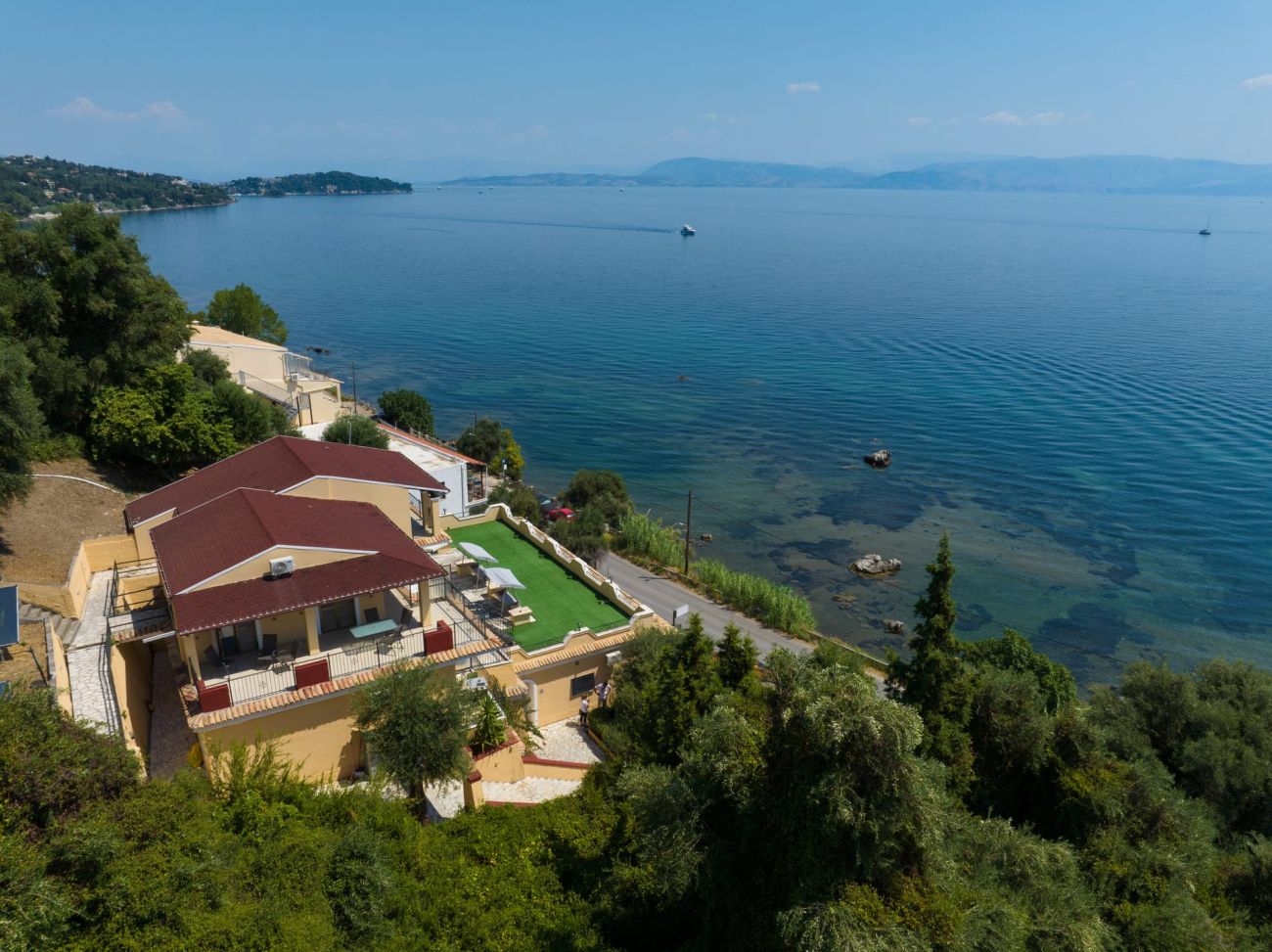 9 Muses Seaview Studios (Adults Only)