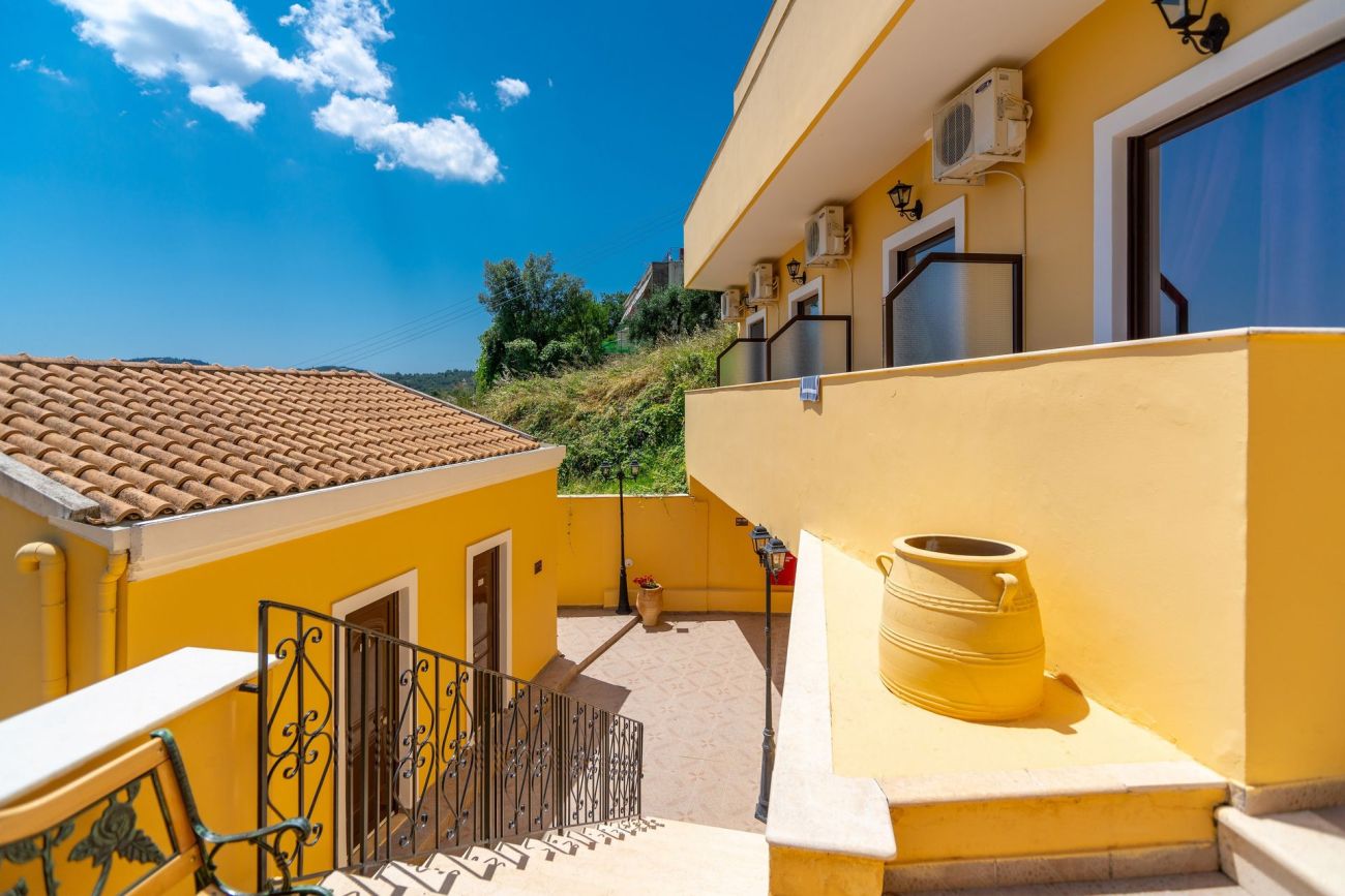 Corfu Secret Hotel 3*