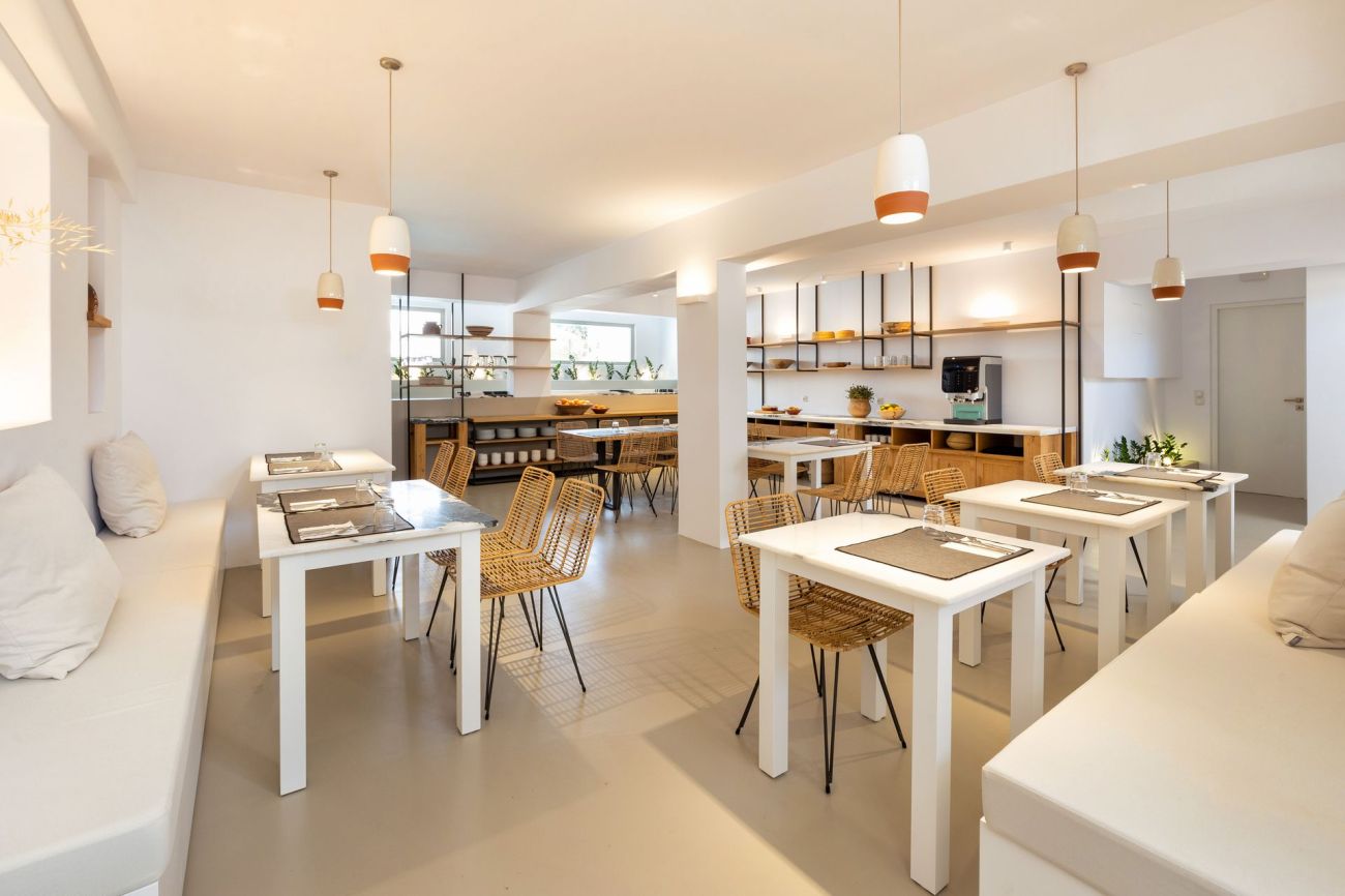 Anemomylos Residence Paros 4*