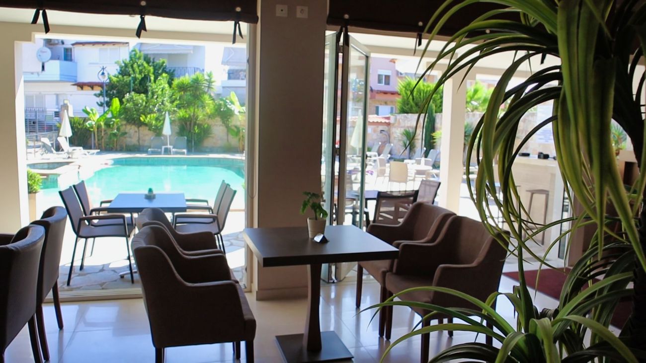 Sarantis Hotel 3*