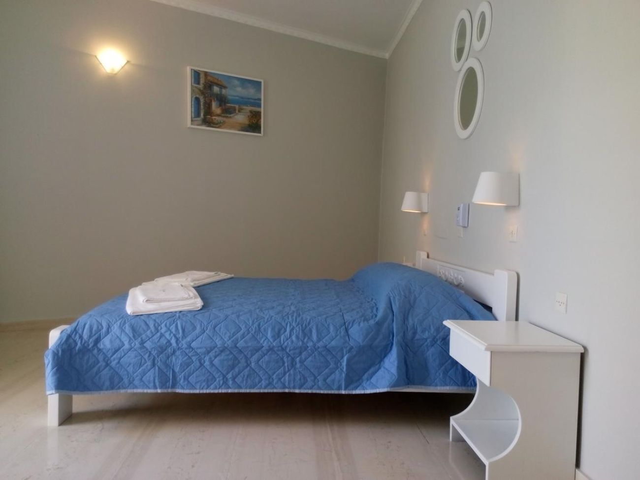 Avra Beach Hotel 3*