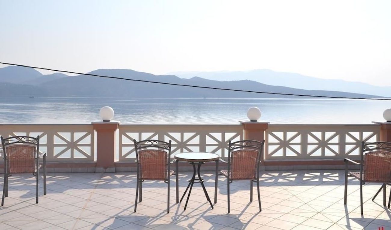 Florena Hotel 2*