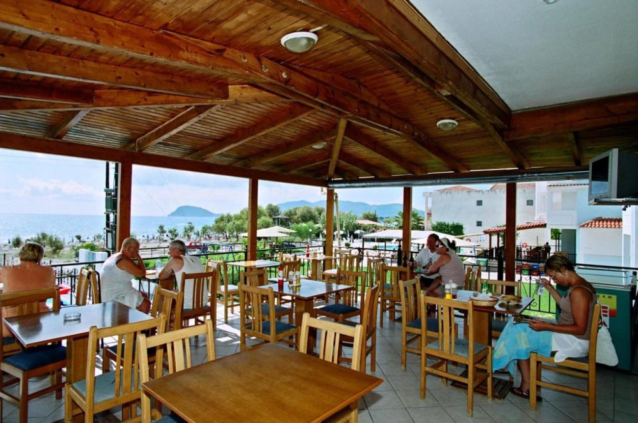 Andreolas Beach hotel 2*