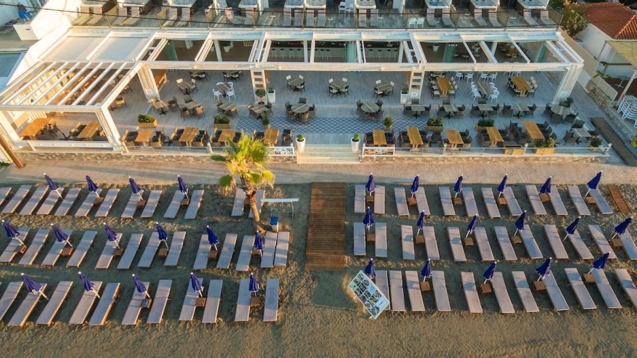 Mandala Seafront Suites 3*