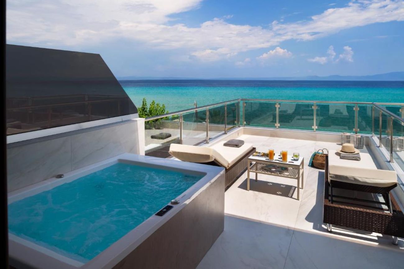 Sea Level Hotel 4*