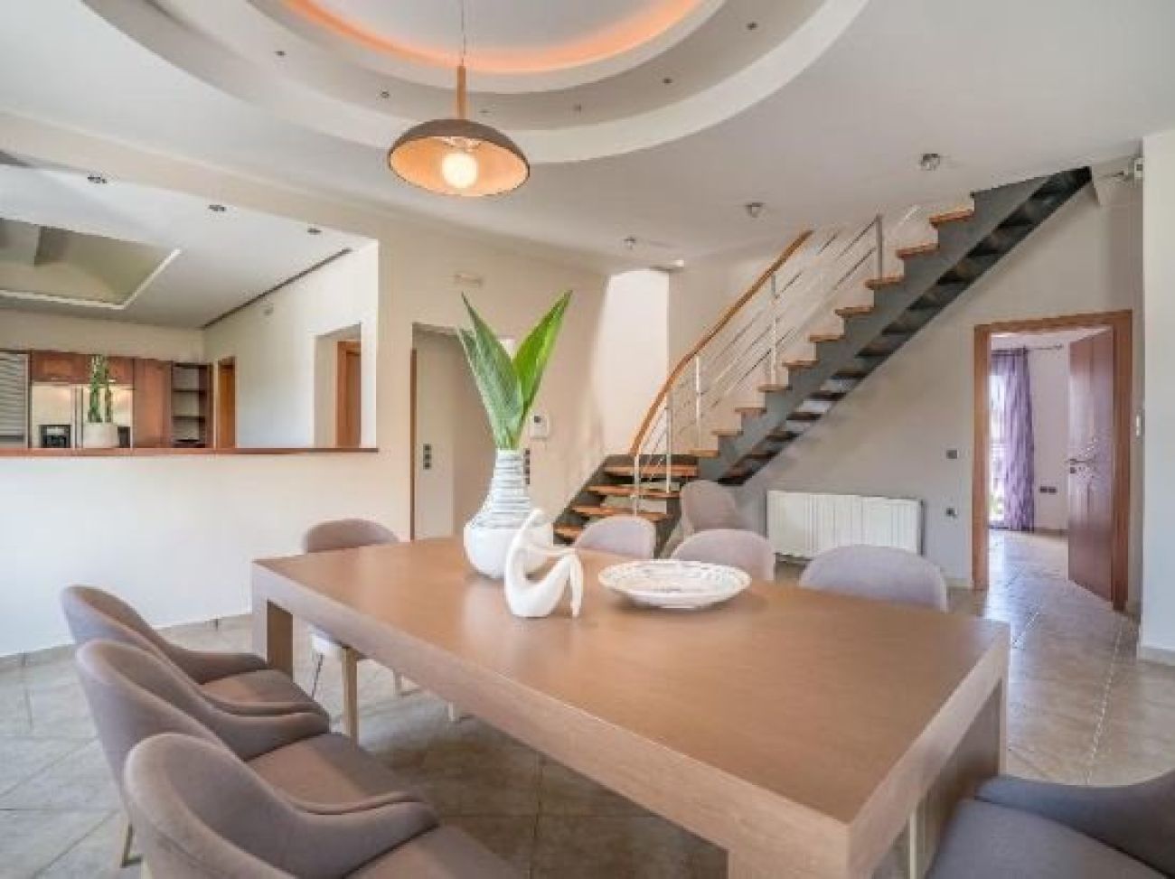 Ostria Luxury Villa 4*