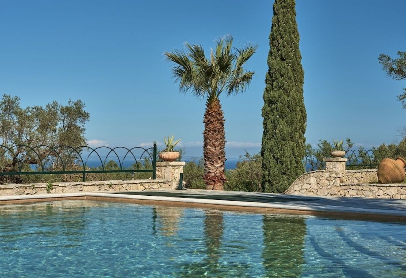 Villa Almeira Zakynthos 3*