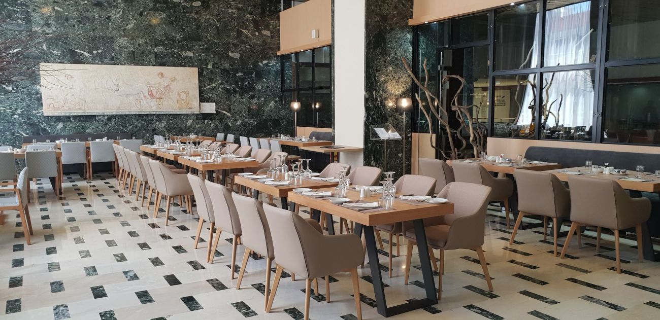Capsis Hotel Thessaloniki 4*