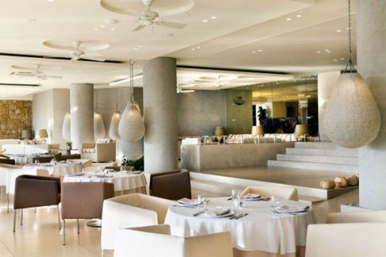 Sani Beach Hotel 5*
