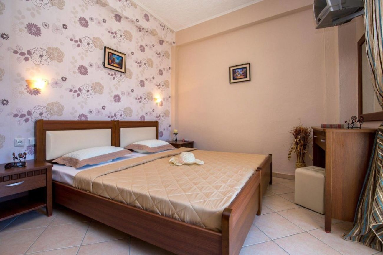 Markos Studios 3*