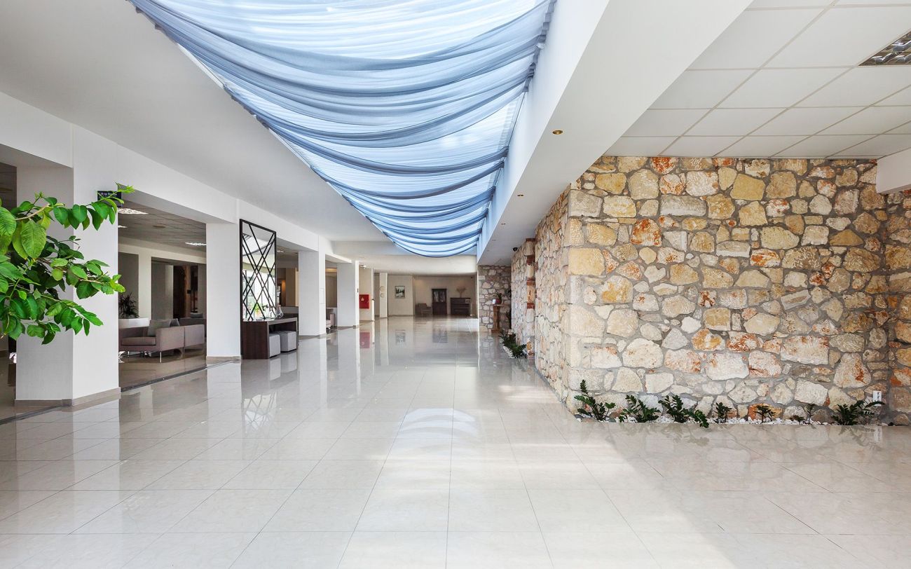 Kriopigi Hotel 4*