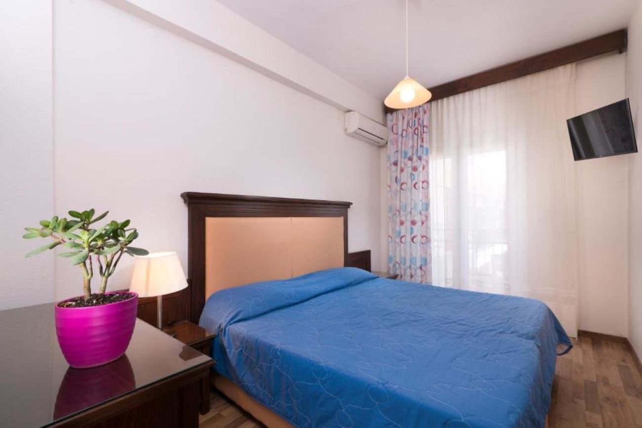Olympion Hotel 2*