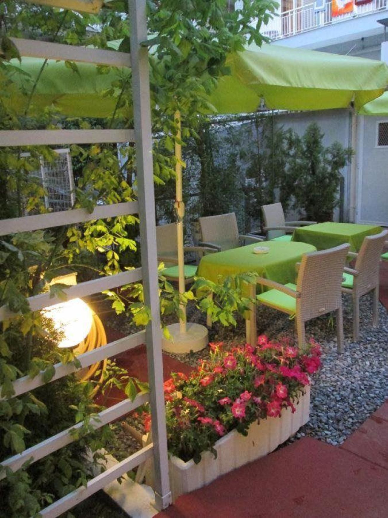 Lito Hotel 2*