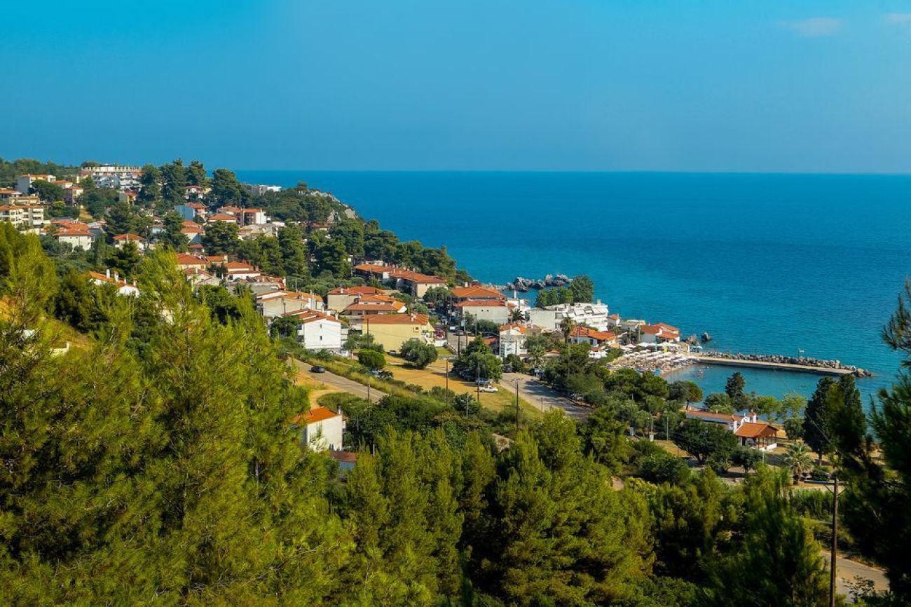 Loutra Village Beach Hotel 3*
