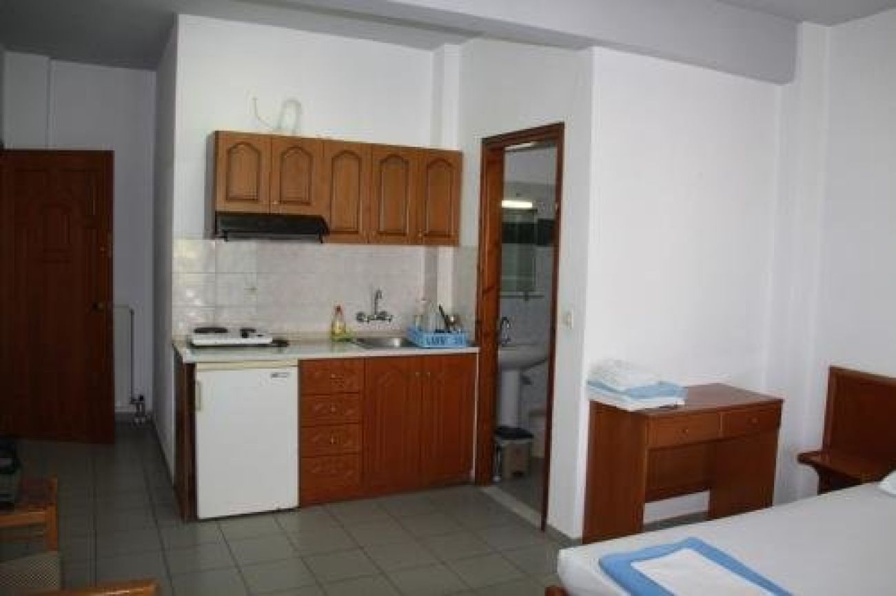 Galanis Studios And Apartments