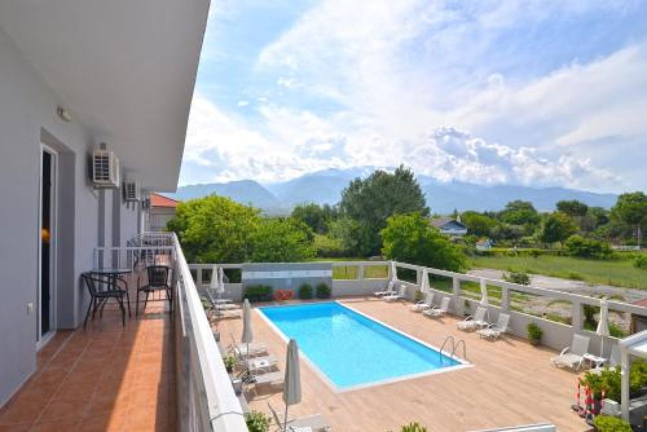 Akrothalassia Hotel 2*