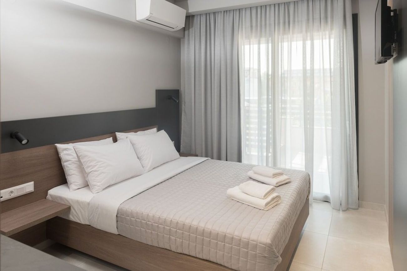 Elizabeth Queen Luxuxy Rooms 3*