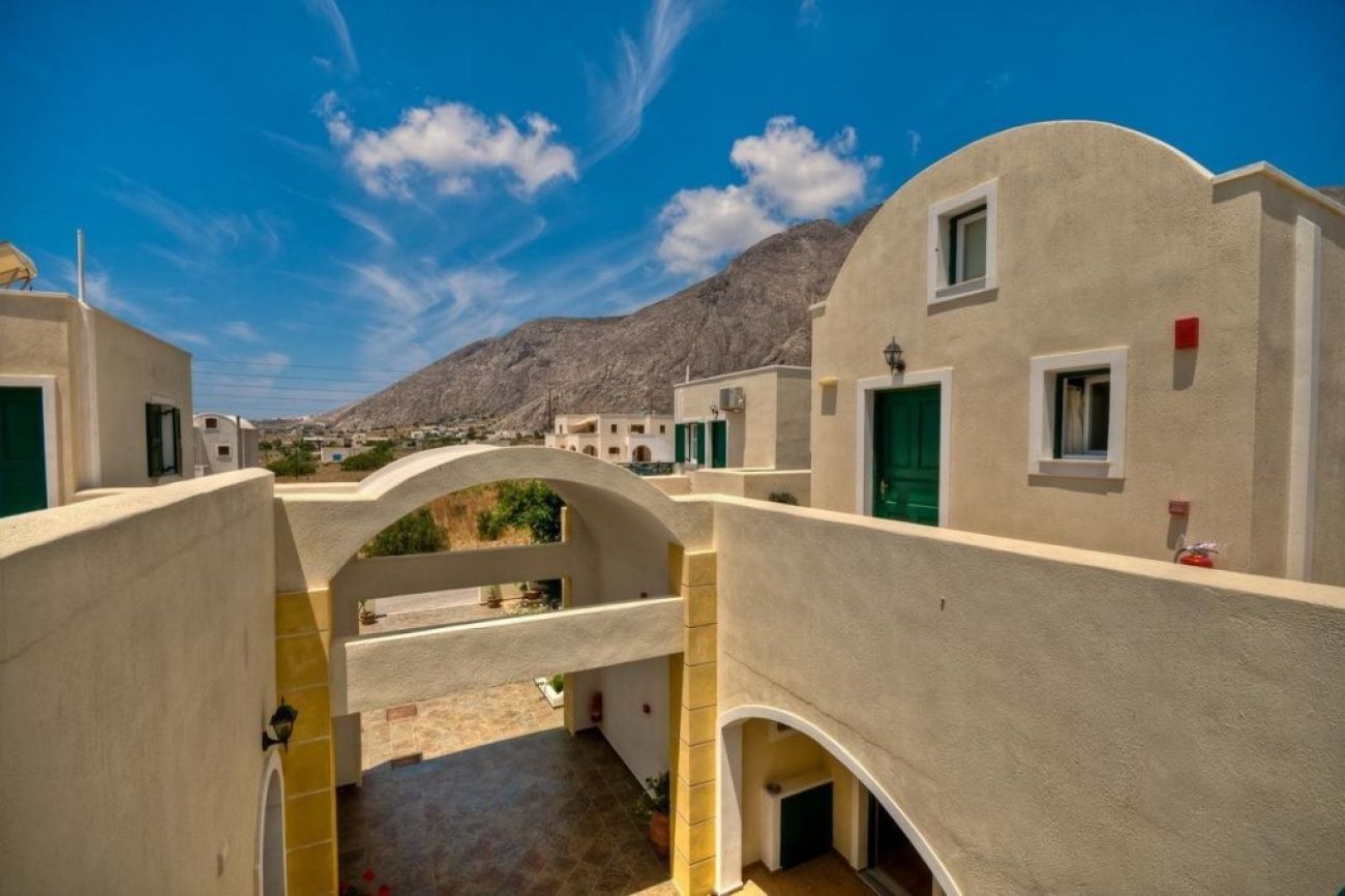 Phevos Villa 3*