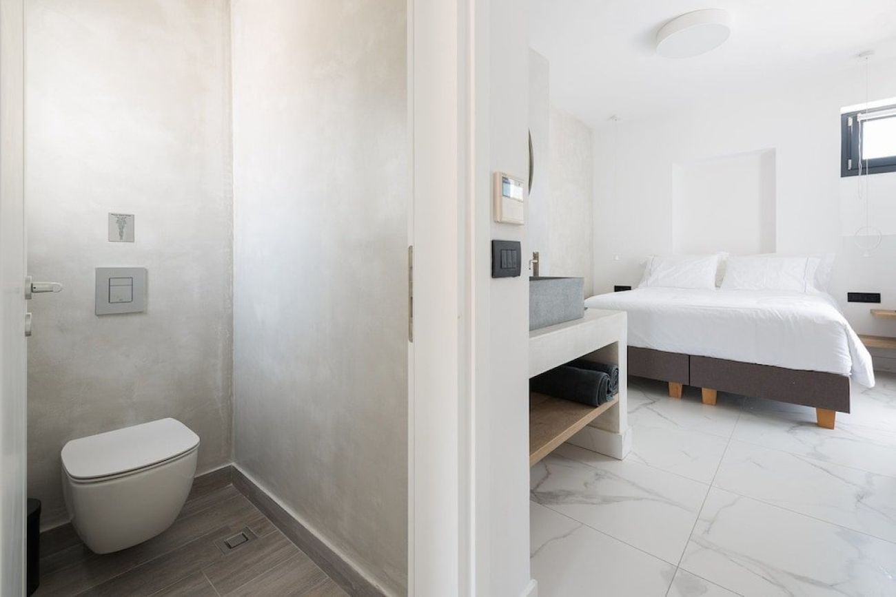 Karat Suites 3*